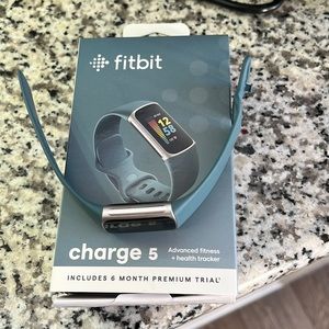 New Fitbit charge 5. Never worn.